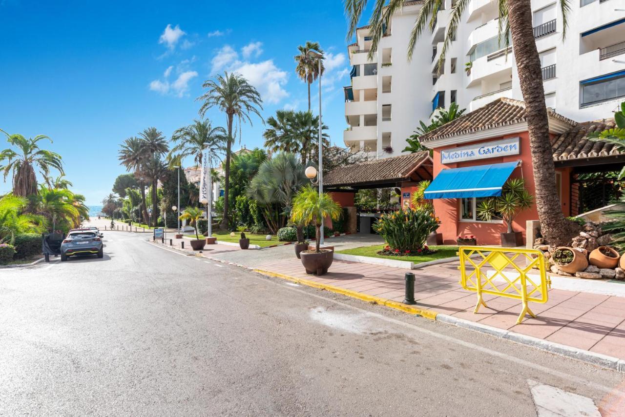 Modern Apartment - 2 Bedrooms, Beachside - Puerto Banus Marbella Exterior foto